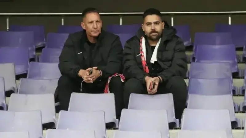 مربی معروف دخیا در دربی امیدها چه نقشی داشت؟ حضور ویژه‌ای که همه را شوکه کرد!