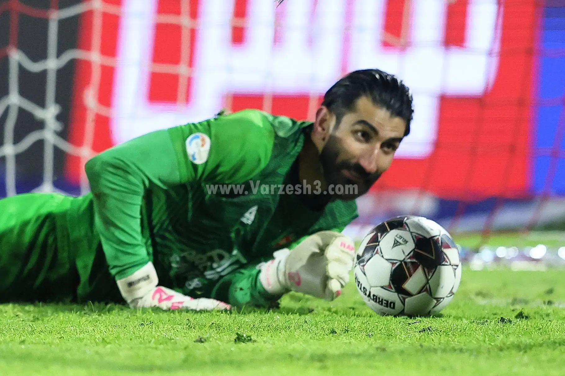 حکیم فاش کرد؛ راز پشت صحنه جنجالی پنالتی بیرانوند در جام حذفی!