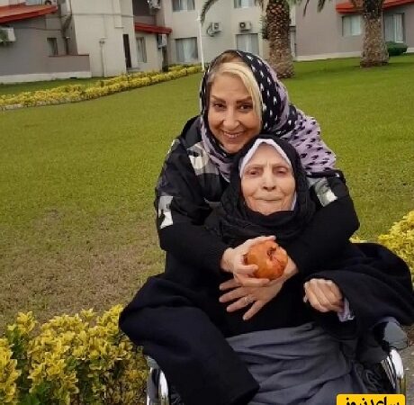 اشک های سیل آسای مرجانه گلچین از فقدان مادرش سرازیر شد: آخرین باری که مادرم را بغل کردم روز مرگش بود! حواستون به من باشه من تنها و بی کسم! /لعنت به جدایی💔😥