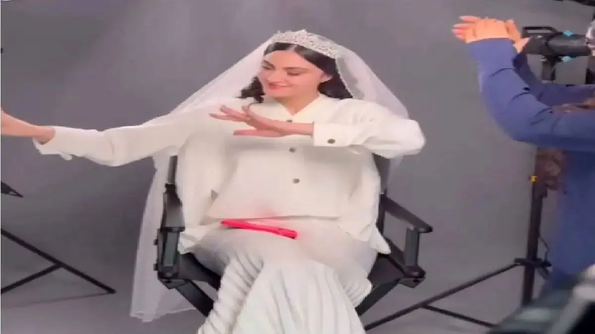 رقص آذری مریم مومن در آرایشگاه عروس؛ تمرین‌هایی که همه را شگفت‌زده کرد!