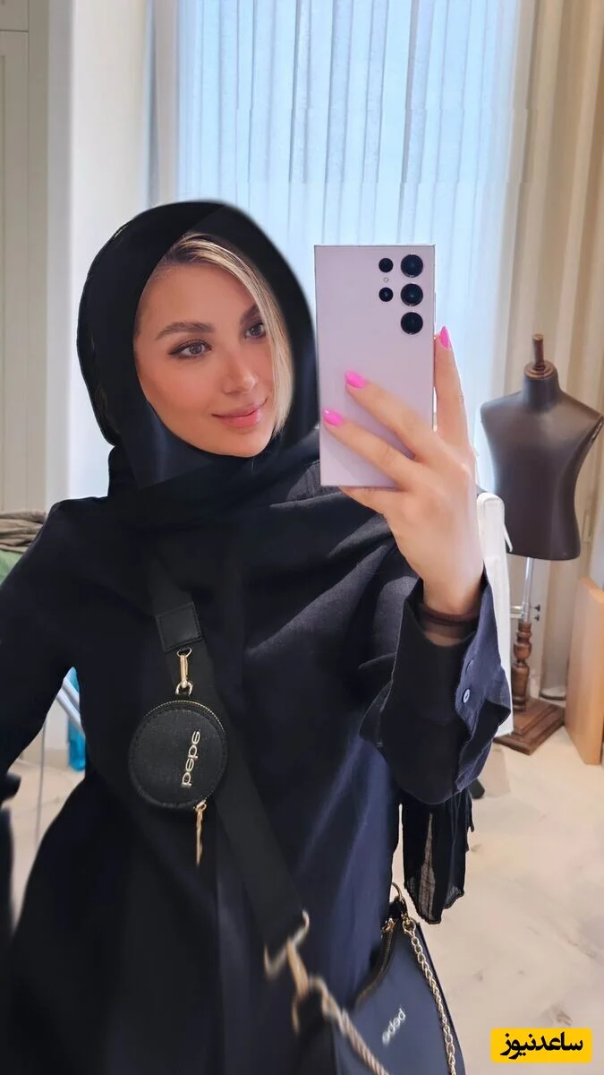 عکس | مانتو تابستانی و خوش رنگ مینا مختاری همسر با سلیقه بهرام رادان در یک مراسم باشکوه /مثل همیشه باوقار، شیک و اعیانی