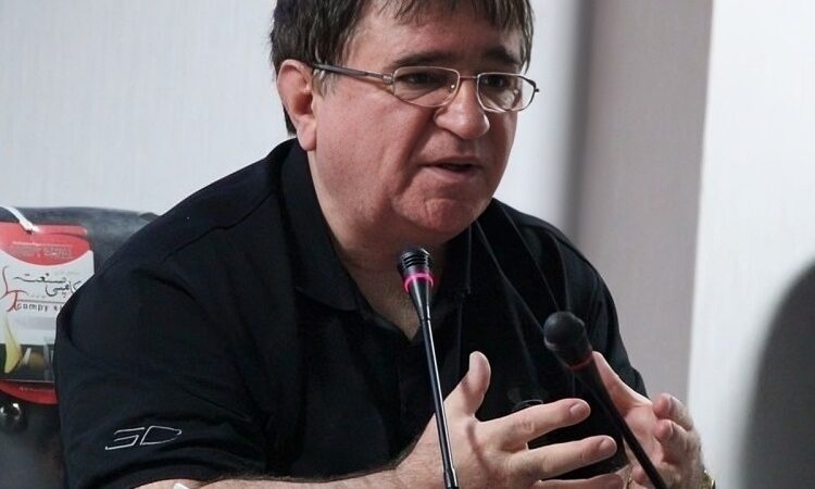 چند کلام حرف حق از دکتر محمود انوشه متخصص روانشناس ایران: هر چقدر وقت بزاری که دیگران رو خراب کنی همان قدر زمان کم میاری که خودت رو آباد کنی…(فیلم)