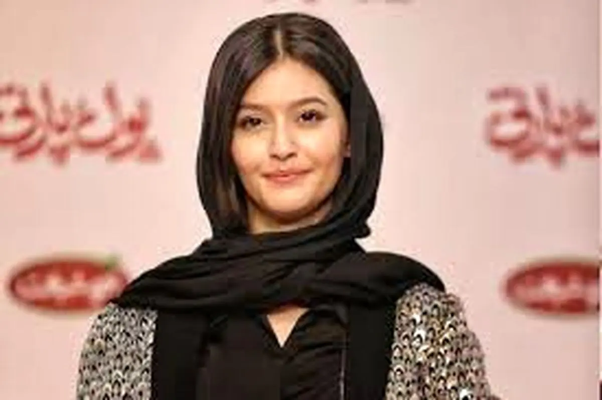 عکس | «پردیس احمدیه» در لباس بابانوئل؛ استایل جدید و خاص بازیگر «از یاد رفته»