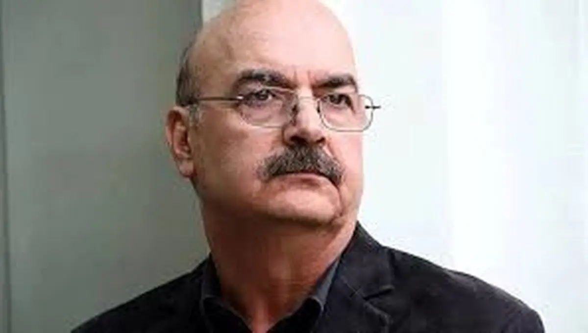 واکنش تند و شوخی جنجالی هومن حاجی عبداللهی با ایرج طهماسب در روزی پرتنش!