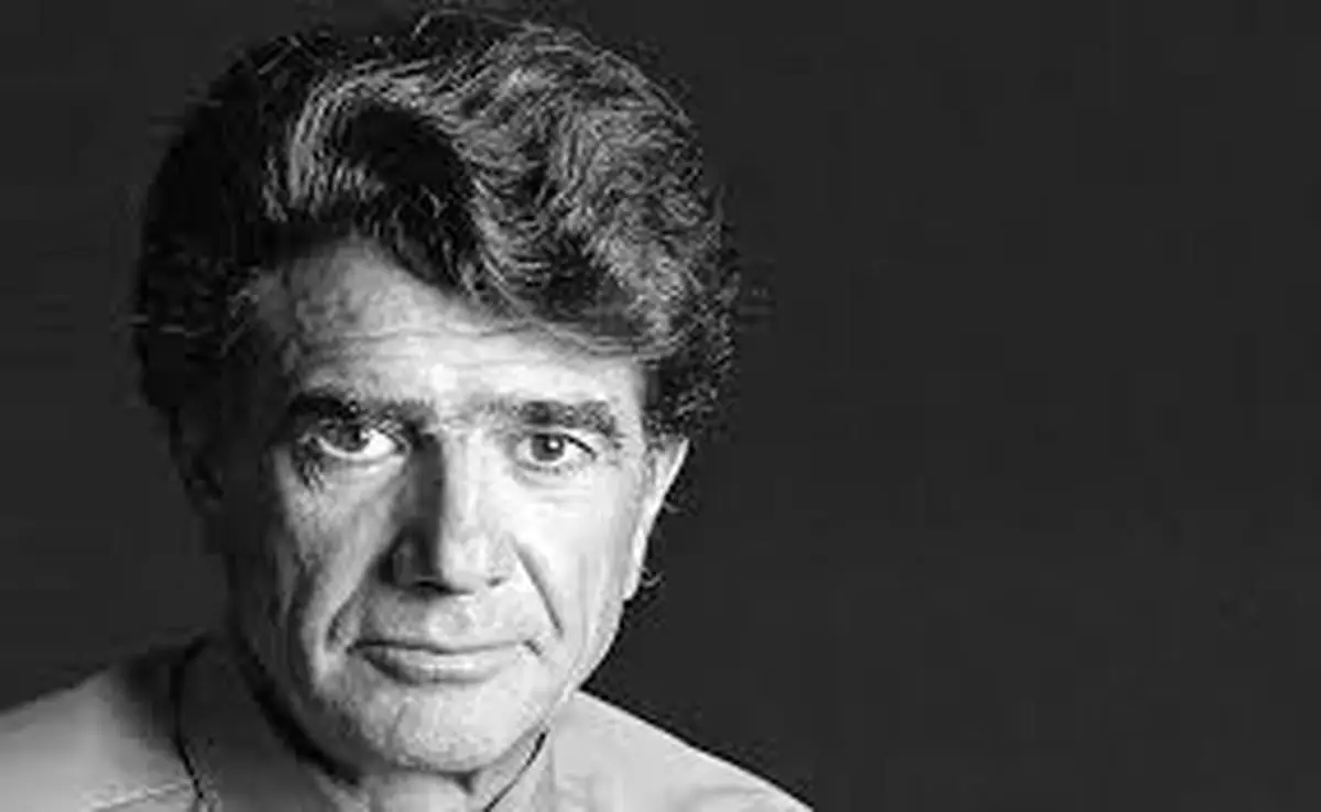 وقاحت عجیب سارق گوشی قاپ در برابر قربانی با گوشی ۱۰۰ میلیونی!