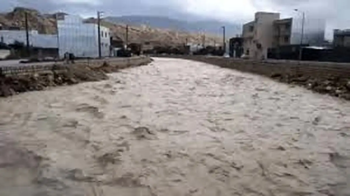 استایل مانکنی و متفاوت فرزانه فرنام، بازیگر نقش خجسته در بامداد خمار که همه را شگفت‌زده کرد!