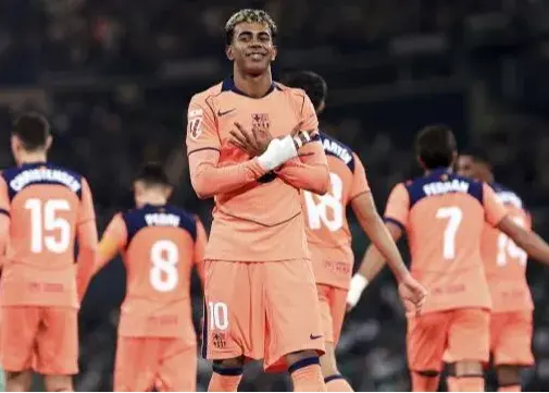 لامین یامال؛ ستاره جوانی که بارسلونا را شوکه کرد!