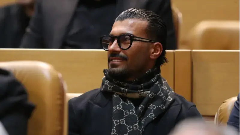 ورود جنجالی رامین رضاییان به جمع بزرگان استقلال؛ کوتاه اما پرسر و صدا!