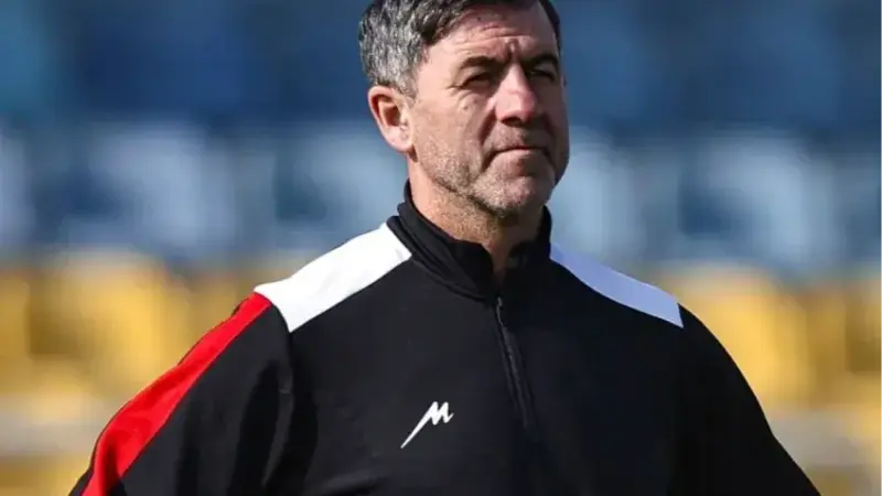 پاسخ‌های کوتاه و جنجالی بیرانوند و شجاع به کریم باقری در رباط صلیبی!