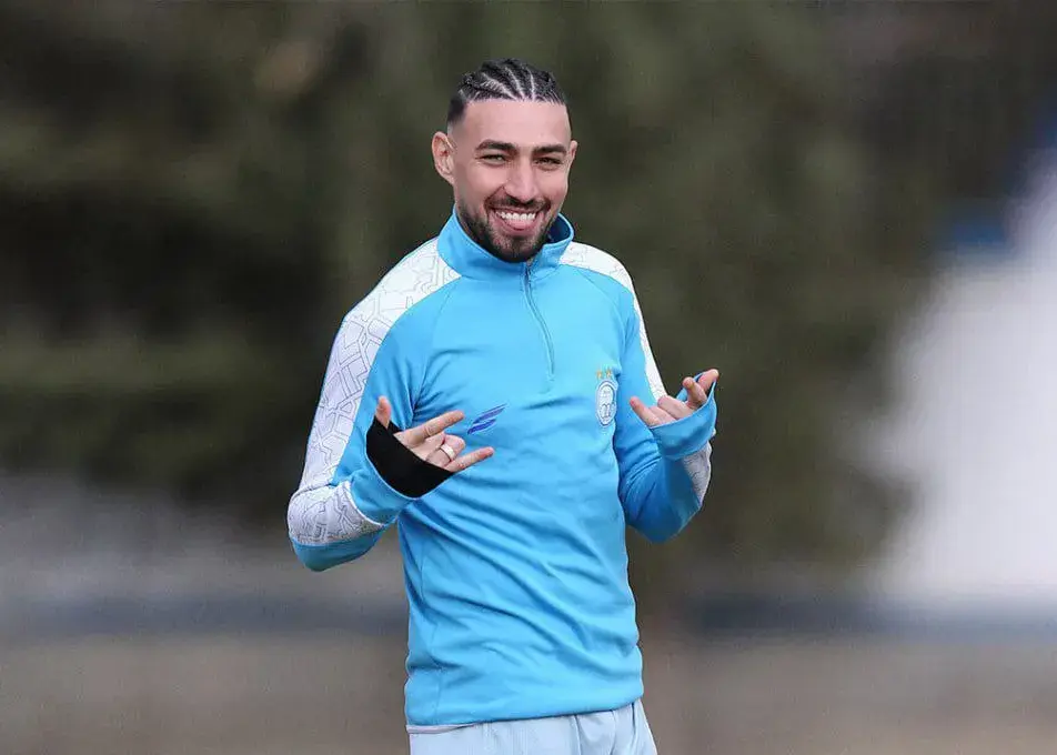 منیر از آرایشگاه مستقیم در تمرین استقلال