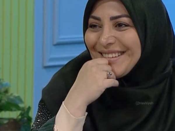 نگاهی به حماسه آفرینی مردان ایرانی در روز زن: المیرا شریفی مقدم: همسرم جلوی مهمون‌ها کارت هدیه آنچنانی داد صبح بلند شدم  دیدم نیست 😂/ دکتر سعید عزیزی مونده به کدوم بخنده