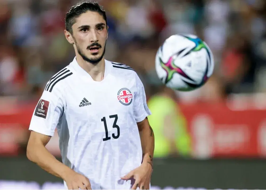 گریگول چاپرادزه؛ مدافعی که تا آستانه پرسپولیس پیش رفت و حالا قهرمان گرجستان شد!