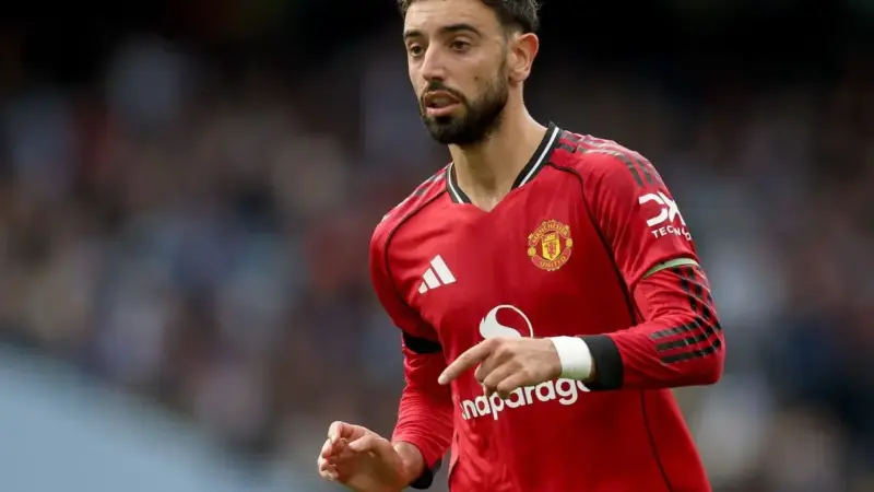 گیگز با قاطعیت: برونو فرناندز بهترین ستاره منچستر است، باشگاه اجازه جدایی ندهد!