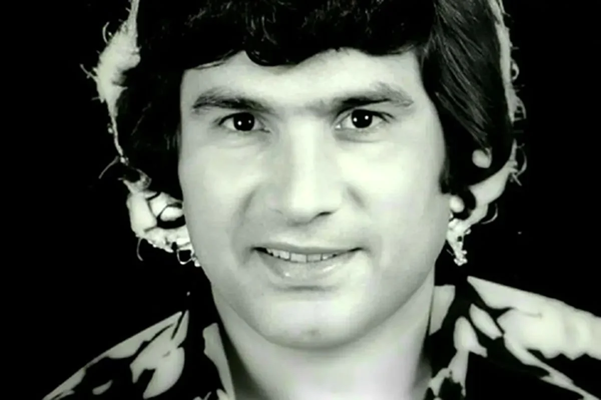 دورهمی آغاسی با ابی و اندی در دبی، سال ۱۳۷۸