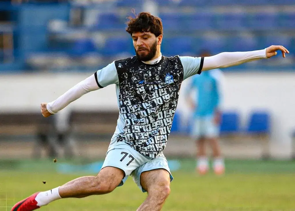 دفاعیه جنجالی استقلال درباره ماشاریپوف؛ چرا حضورش کاملاً قانونی است؟