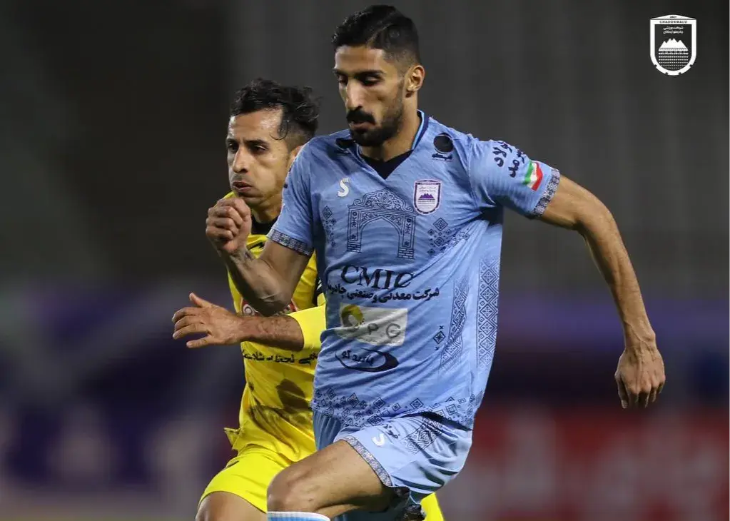 تعویض طلایی چادرملو در شیراز؛ پیروزی تاریخی با امضای سعید اخباری