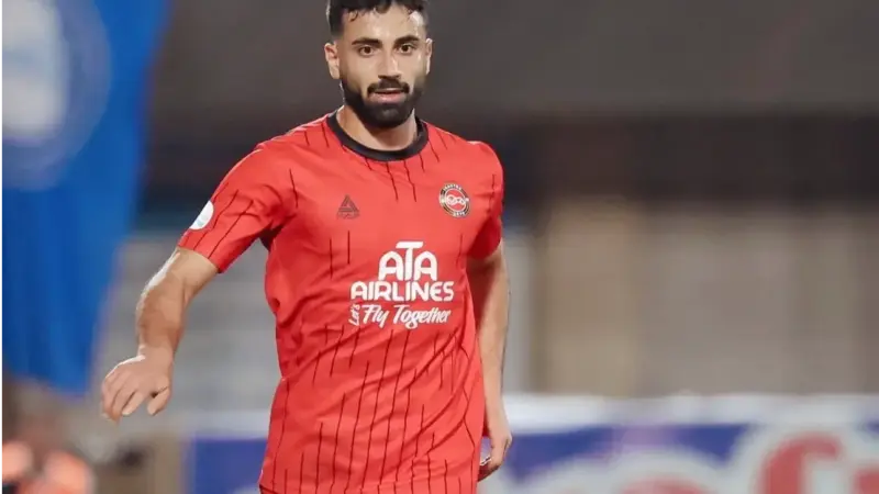 صادق محرمی آماده بازگشت؛ سوت پایان مصدومیت او کی به صدا درمی‌آید؟