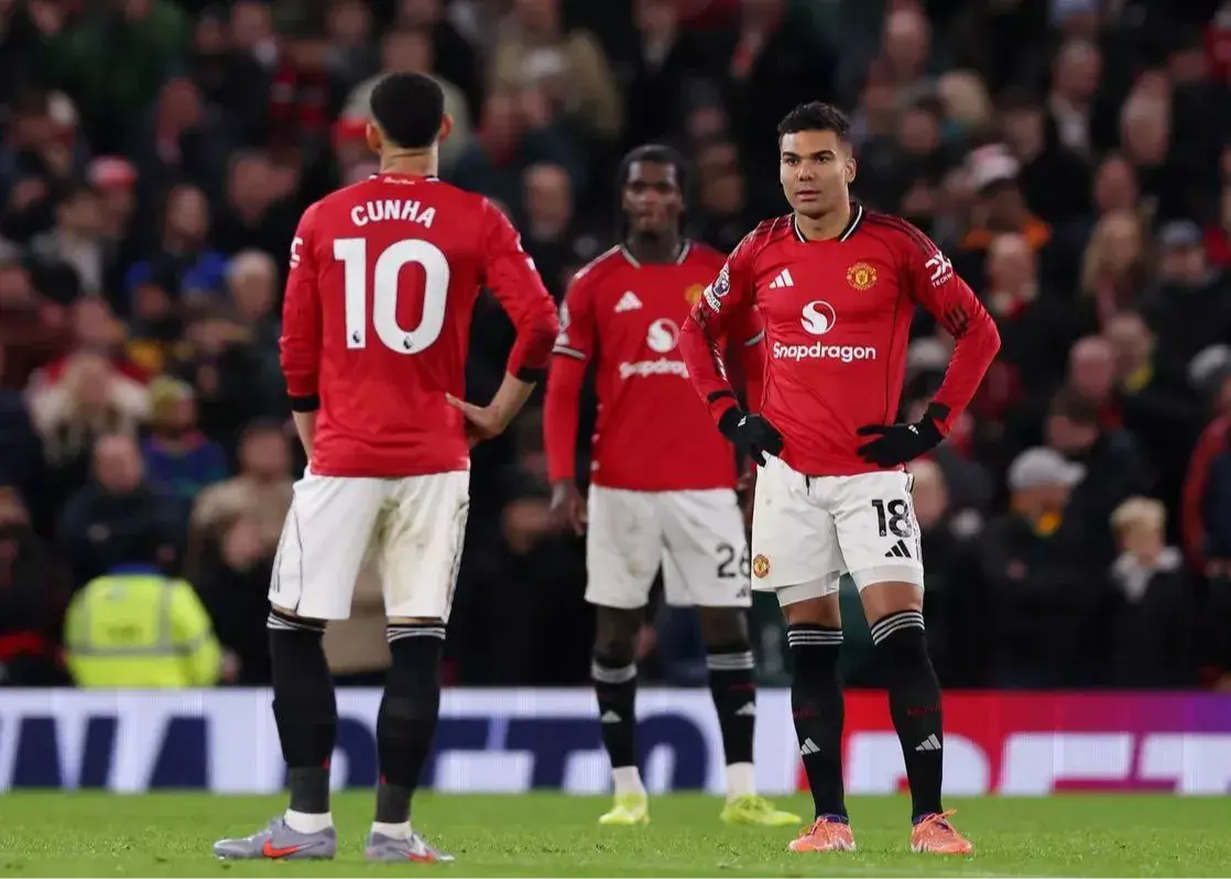 شانس شگفت‌انگیز منچستر در لحظات پایانی؛ آیا دوباره بی‌ثباتی گریبان‌گیر شد؟