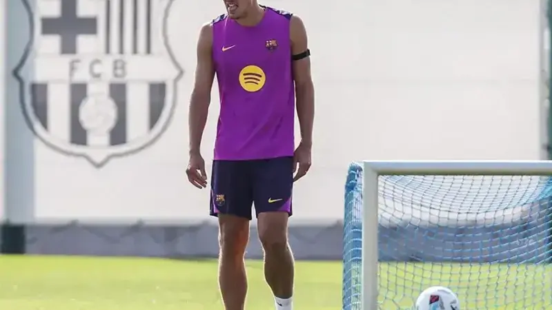 بارسلونا یک سال دیگر به ستاره مصدوم وفادار ماند؛ تمدید قرارداد جنجالی کریستنسن