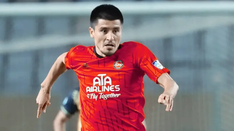 هافبک آرام تراکتور پنالتی سرنوشت‌ساز را چگونه تبدیل به گل کرد؟! (عکس)