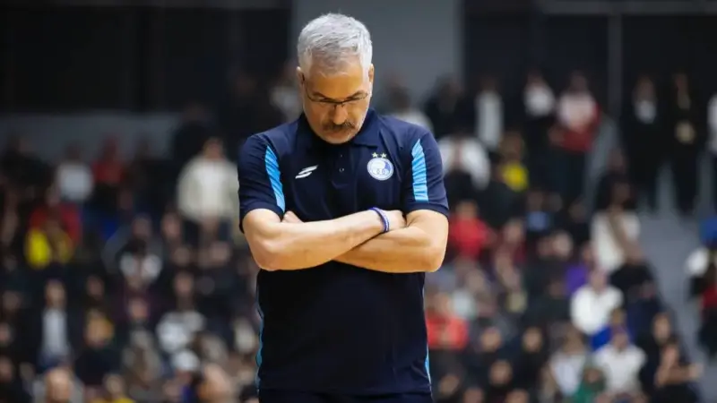 شاهین‌طبع: حق استقلال را خوردند