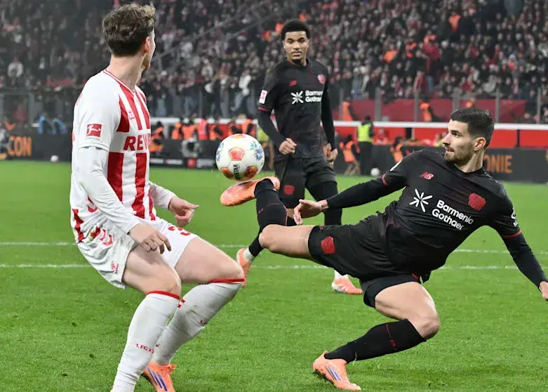 گل سال توسط مارتین تریر؛ تماشاگران در شوک دربی کوچک راین!