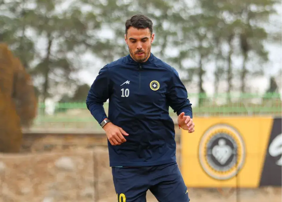 آماده‌باش ریکاردو آلوز برای بازی با استقلال