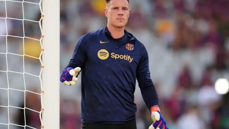 شوک بزرگ؛ آیا گلر بارسا راهی لیگ برتر می‌شود؟