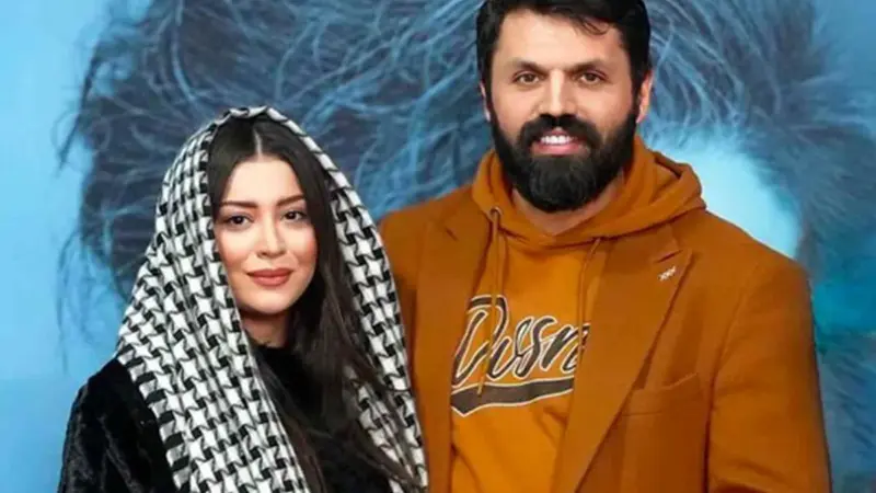 ساغر استاد شریف در جشن حافظ با لباسی تاریخی و متفاوت همه را شگفت‌زده کرد!