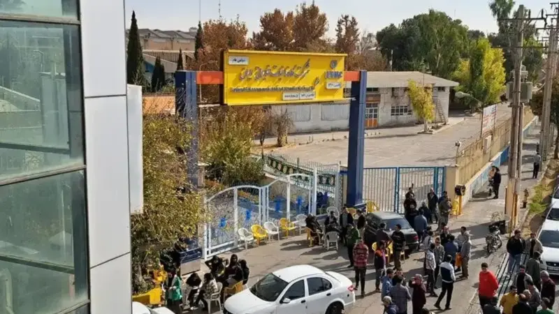 سایه ورشکستگی روی زیمنس شیراز؛  کارگران به جای حقوق، بدهی بانکی نصیبشان شد