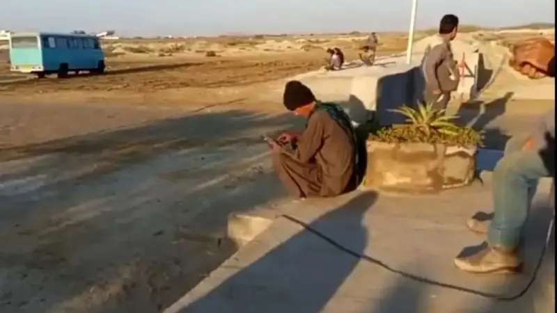 کارگران پروژه «فولاد مکران چابهار» سه ماه مزد طلبکارند