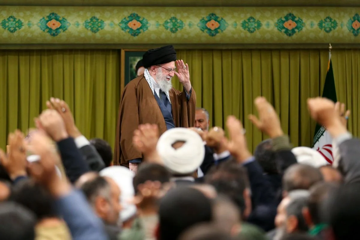 هشدار جدی رهبر انقلاب به مداحان: مراقب نفوذ آهنگ‌های دوران طاغوت باشید!