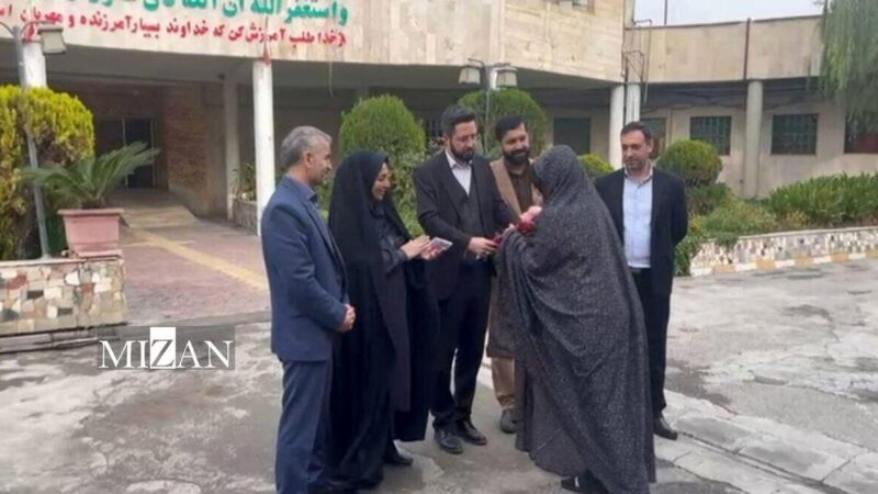 گلی کوهکن پس از گذشت اولیای دم، در روز مادر از زندان آزاد شد!