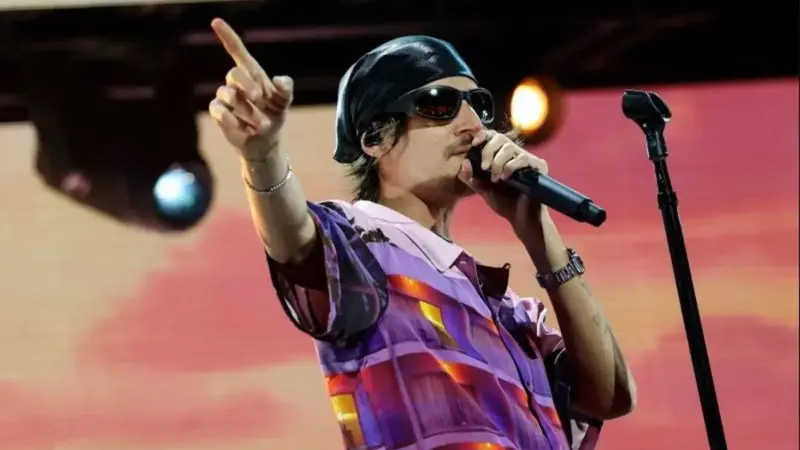 دنی اوشن در مراسم نوبل صلح ۲۰۲۵ با اجرای ویژه به افتخار ماریا ماچادو روی صحنه می‌رود!