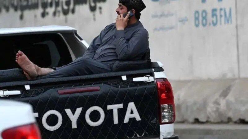 ممنوعیت عجیب طالبان؛ زنان افغان از زیارتگاه تاریخی سخی محروم شدند!