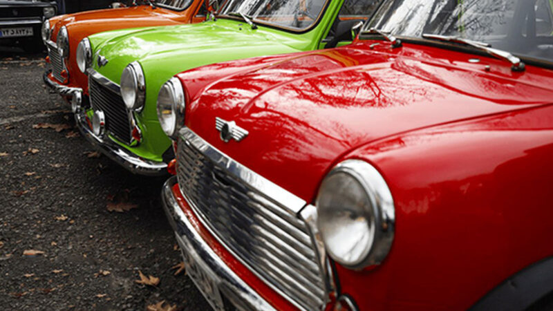 جمعه‌ای فراموش‌نشدنی در کاخ نیاوران با خودروهای کلاسیک افسانه‌ای!