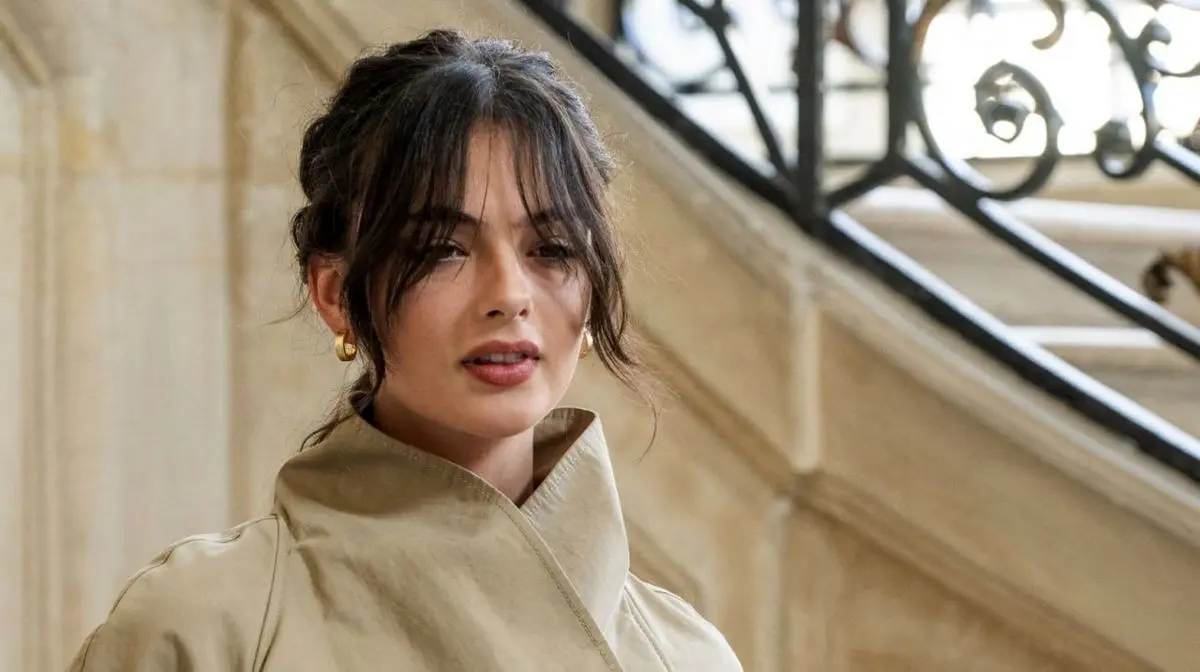 دختری که سایه سنگین مونیکا بلوچی را به دوش می‌کشد؛ دوا کسل کیست و چرا حرف‌هایش جنجال‌برانگیز شد؟