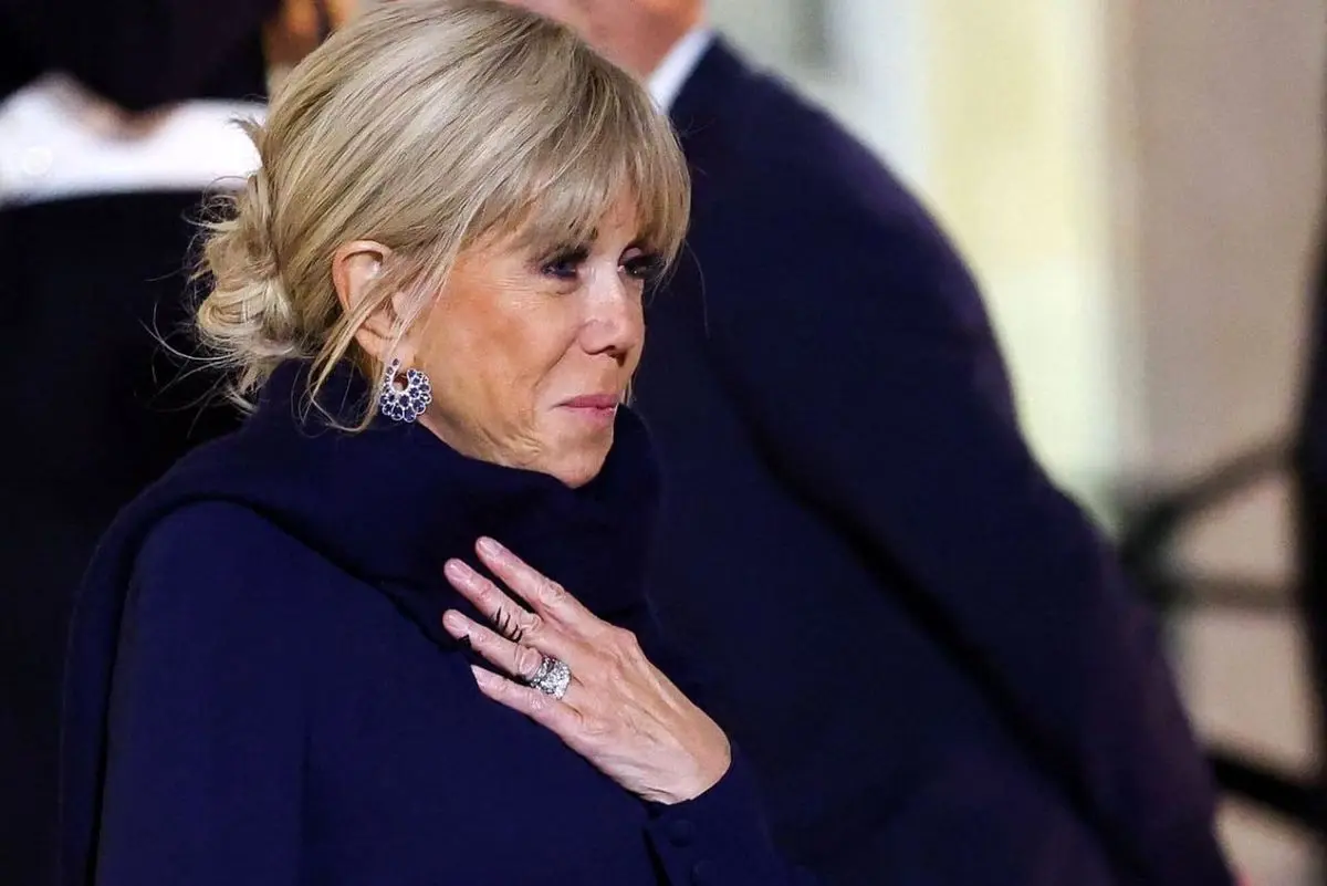 عذرخواهی جنجالی برژیت ماکرون؛ عکس غیرمعمول که همه را شوکه کرد!