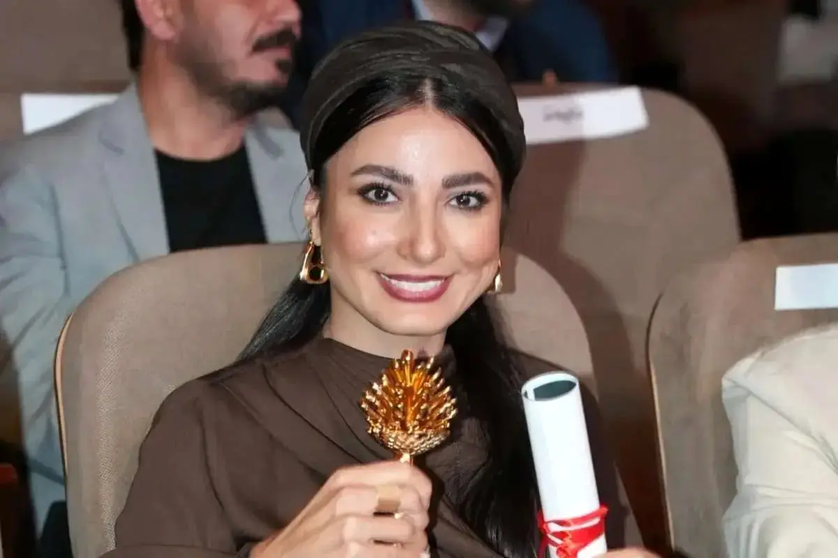 سمیرا حسن‌پور در طبیعت پاییزی؛ لحظه‌ای آرام و متفاوت از بازیگر پایتخت