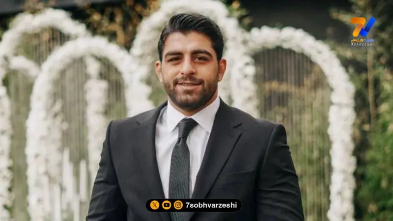 محمدهادی ساروی در قاب گرم خانوادگی کنار برادر و همسرش؛ تصویری که همه را شگفت‌زده کرد!