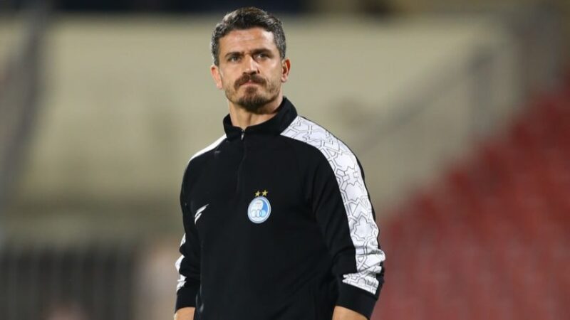 اعتراض غفوری به چمن‌های فوتبال ایران؛ زمین نداریم که فوتبال بازی کنیم!