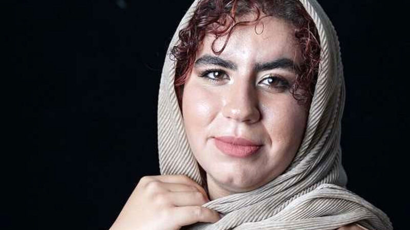 عکس تازه و خوش حس و حال از روناک سریال نون خ