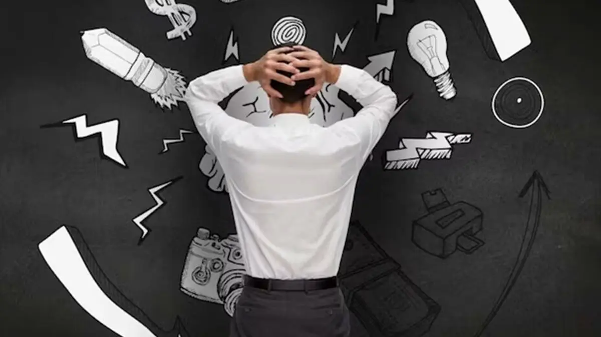 ۶ عادت ساده و شگفت‌انگیز که ذهن را از بیش‌فکری رها و اعتمادبه‌نفس را چند برابر می‌کند!