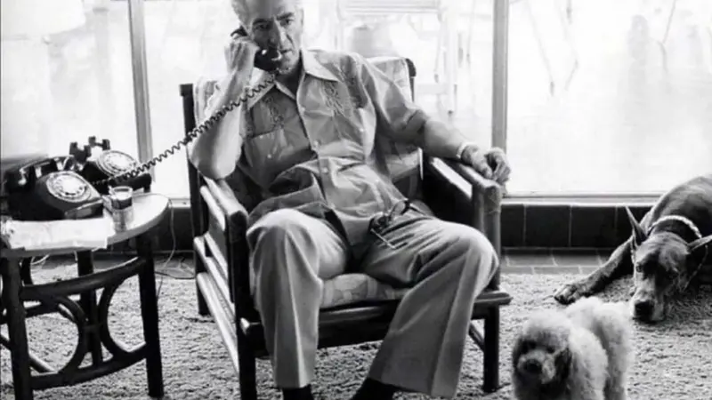 ماجرای پنهان تلاش صادق قطب‌زاده برای بازگرداندن شاه به ایران پس از انقلاب