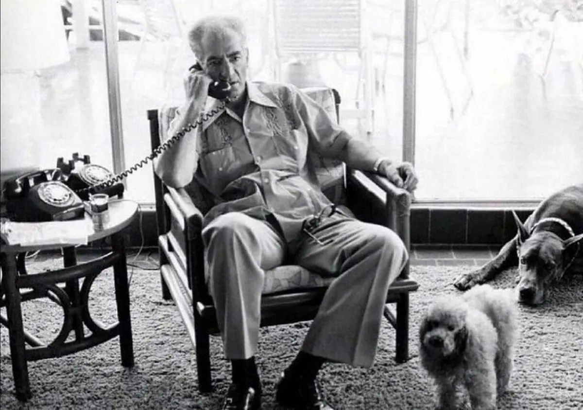 ماجرای پنهان تلاش صادق قطب‌زاده برای بازگرداندن شاه به ایران پس از انقلاب