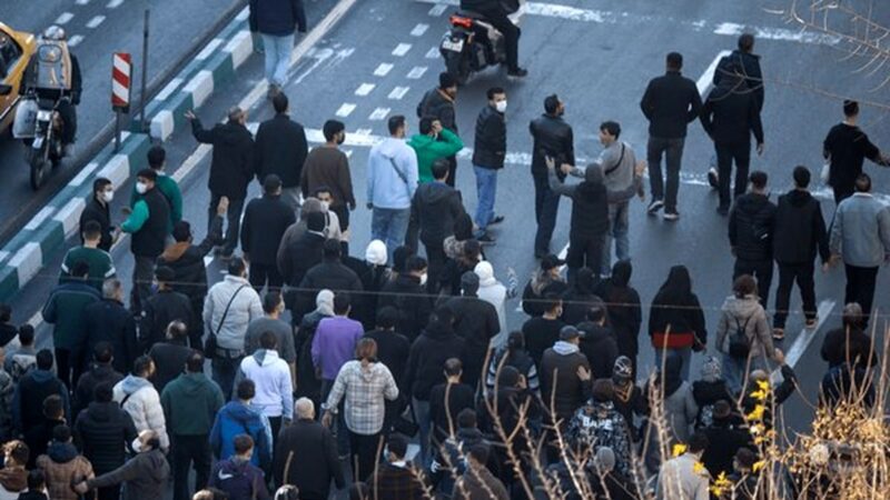 تجمع کسبه خیابان جمهوری مقابل بازار چارسو
