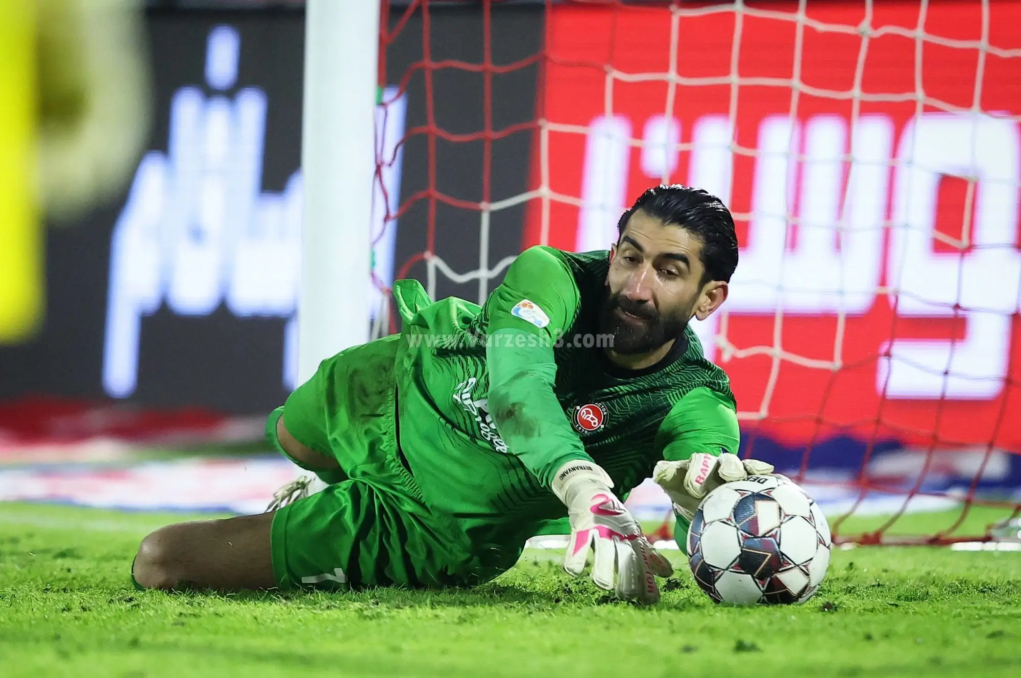 شبی فراموش‌نشدنی؛ تراکتور با پنالتی‌های جنجالی پرسپولیس را شکست داد!