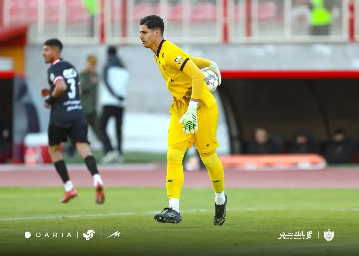 دروازه‌بان پرسپولیس با ۹ کلین‌شیت؛ آغاز درخشان فصل اولش در پایتخت!