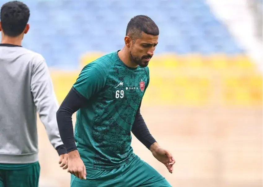 پیام ویژه سرمربی آلومینیوم به وینگر محروم پرسپولیس در آستانه جدال سرنوشت‌ساز!