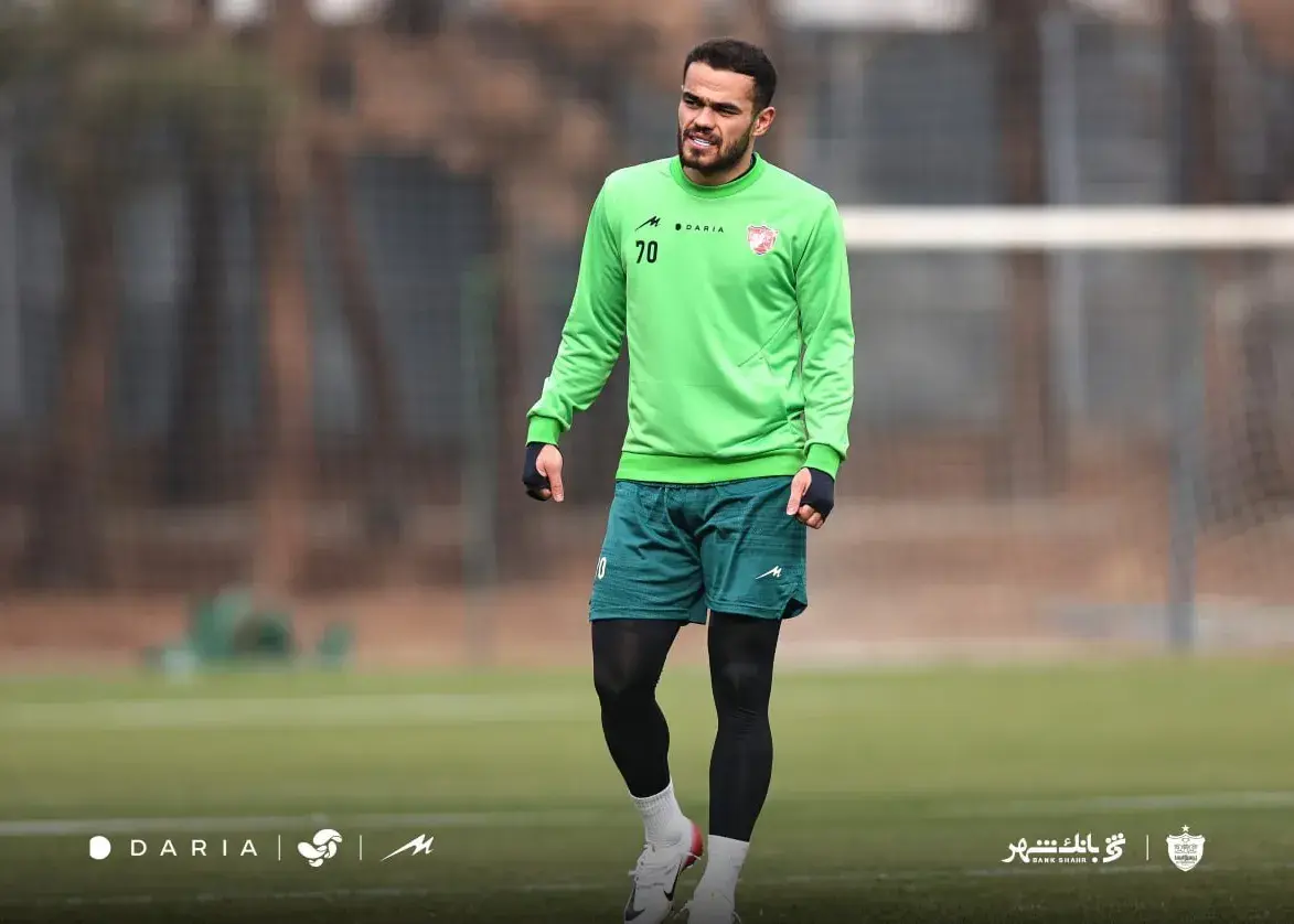 اورونوف چگونه روز تلخ جام حذفی را پشت سر می‌گذارد؟ آماده برای درخشش دوباره در پرسپولیس!